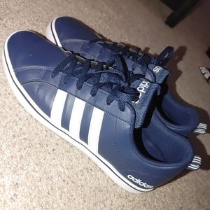 Men's Adidas Sneakers